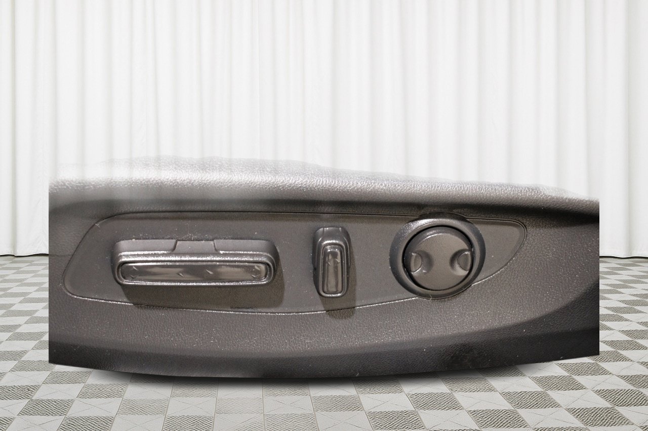 Used 2023 Honda CR-V EX-L image 4