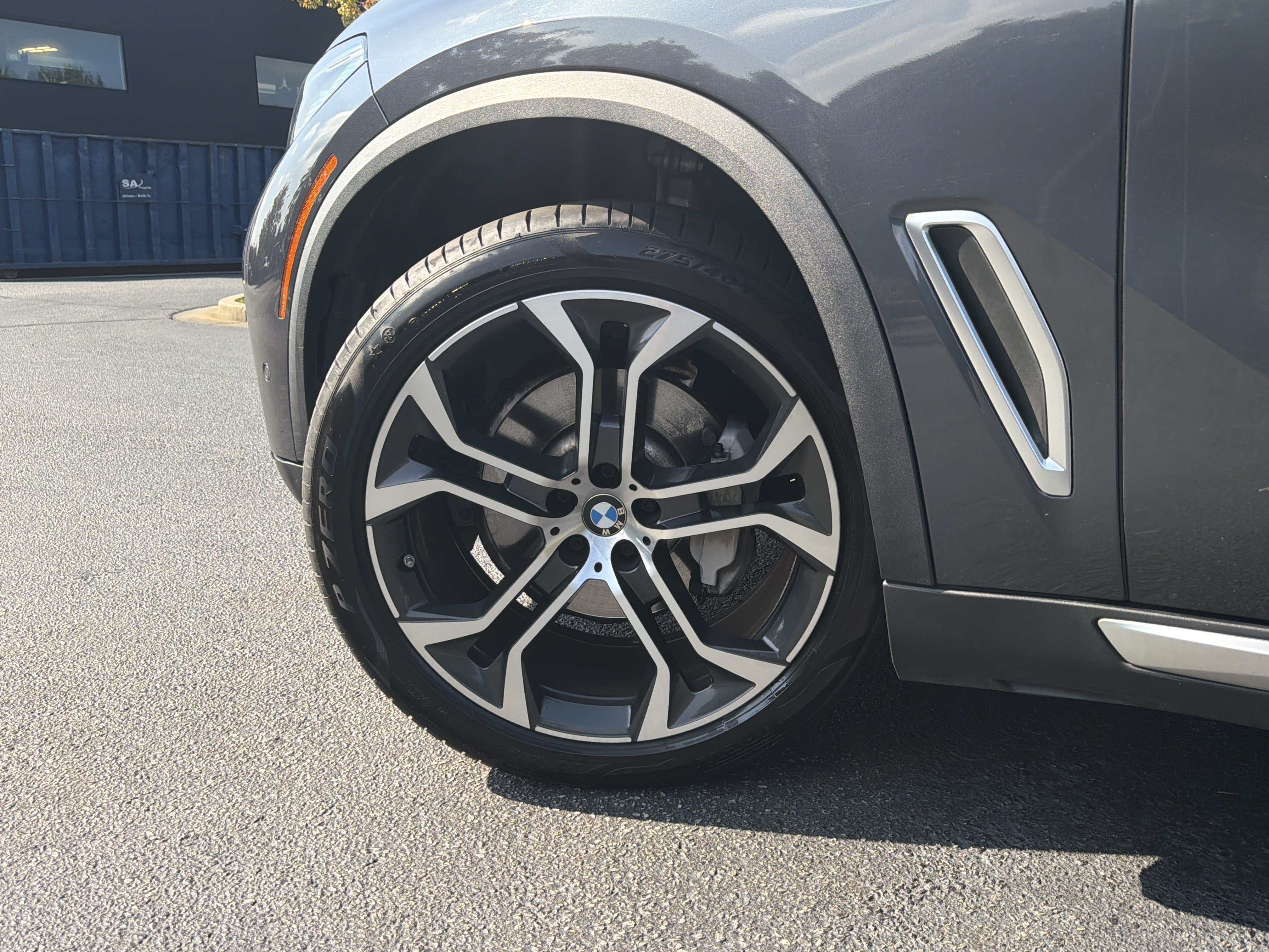 Used 2021 BMW X5 sDrive40i w/ Premium Package RWD image 18