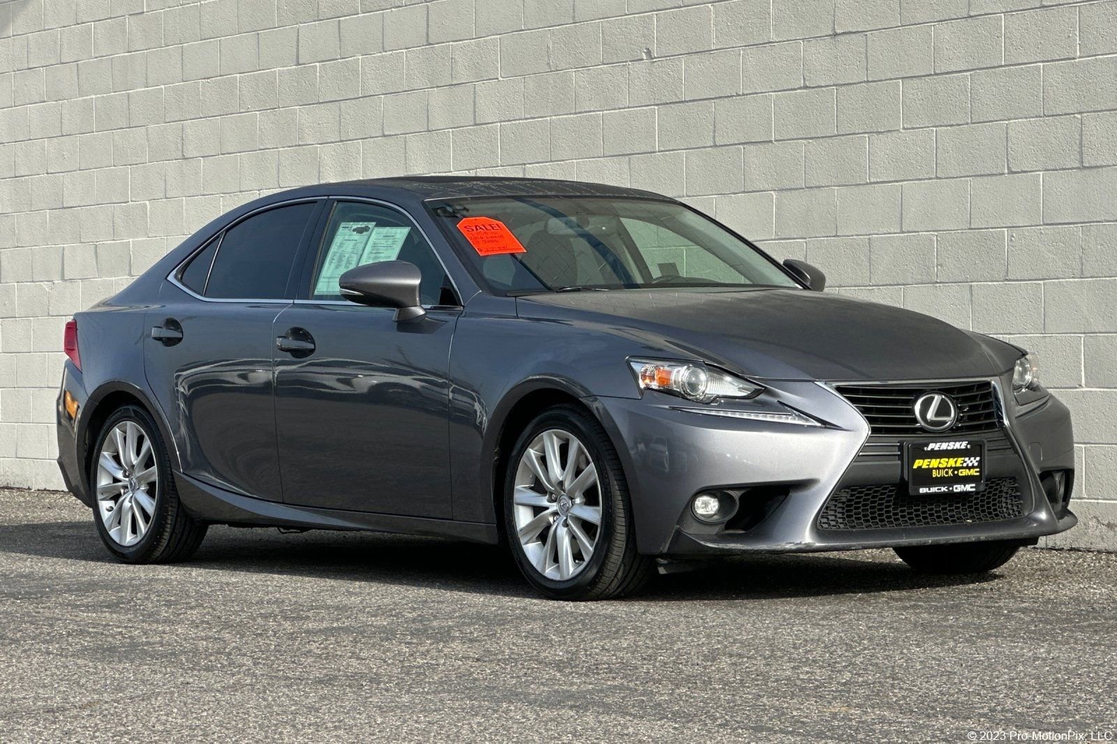 Used 2016 Lexus IS 200t image 1