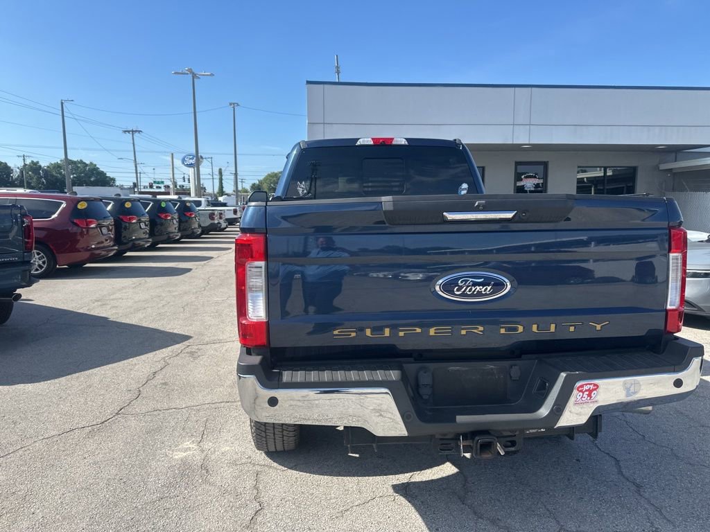 Used 2017 Ford F250 Lariat w/ Chrome Package AWD/4WD image 8