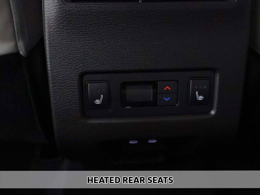 New 2025 Mitsubishi Outlander AWD image 9