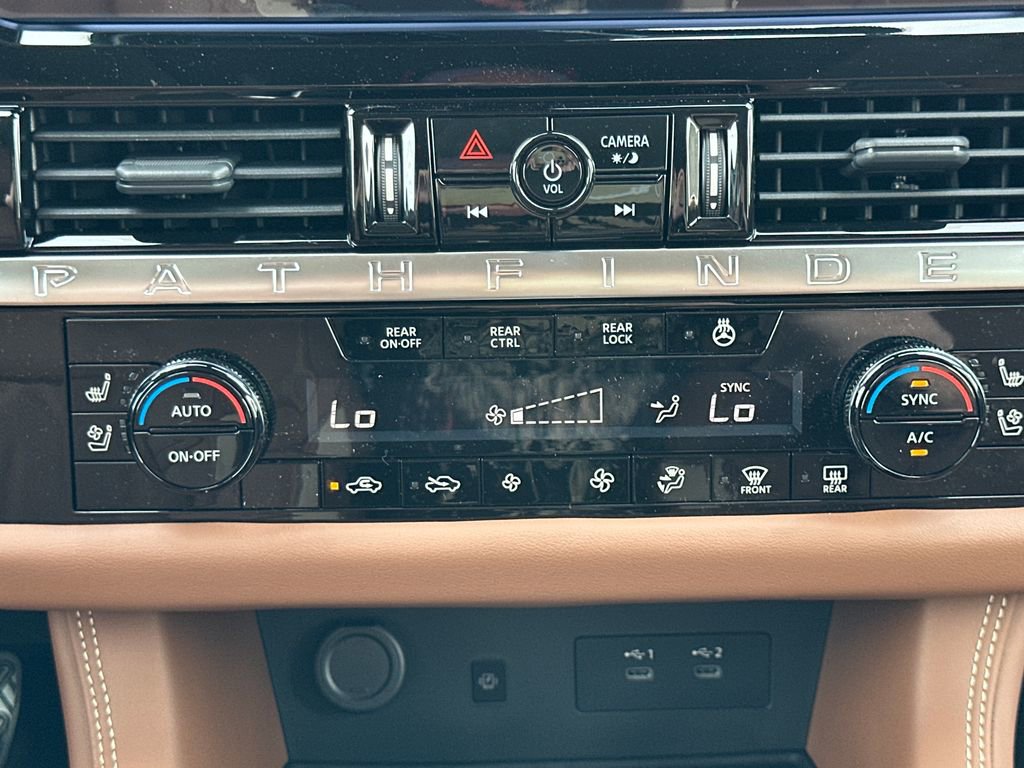 New 2026 Nissan Pathfinder Platinum AWD/4WD image 24