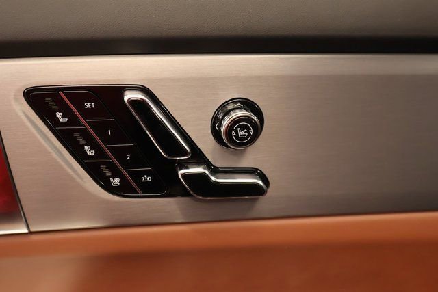 New 2026 Cadillac Vistiq Platinum image 11