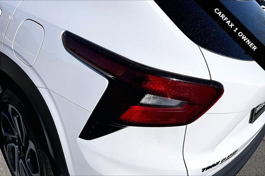 Used 2025 Chevrolet Trax RS w/ Driver Confidence Package image 22