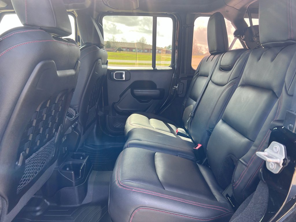 Used 2020 Jeep Wrangler Unlimited Rubicon w/ Safety Group image 15