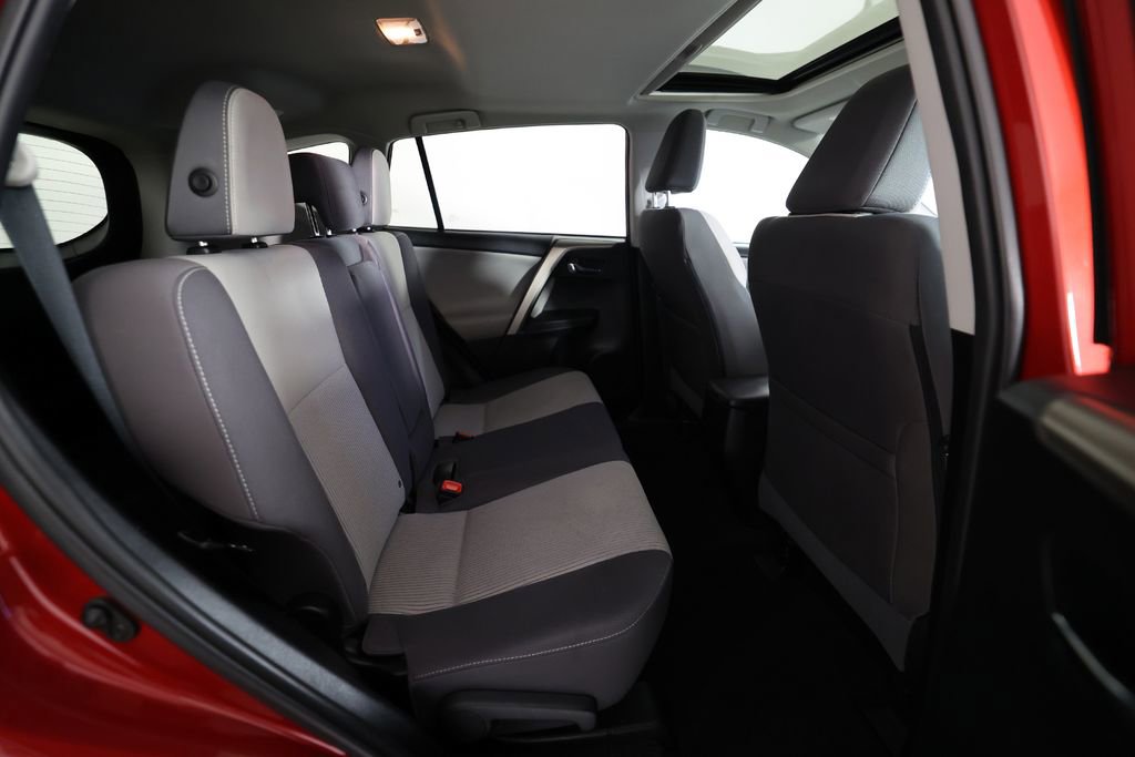 Used 2014 Toyota RAV4 XLE FWD image 11