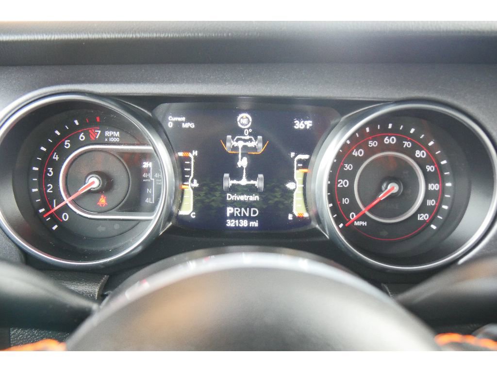 Used 2022 Jeep Gladiator Mojave w/ Cold Weather Group image 21