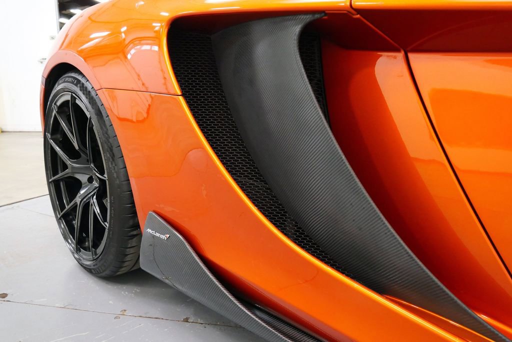 Used 2012 McLaren MP4-12C Coupe RWD image 13
