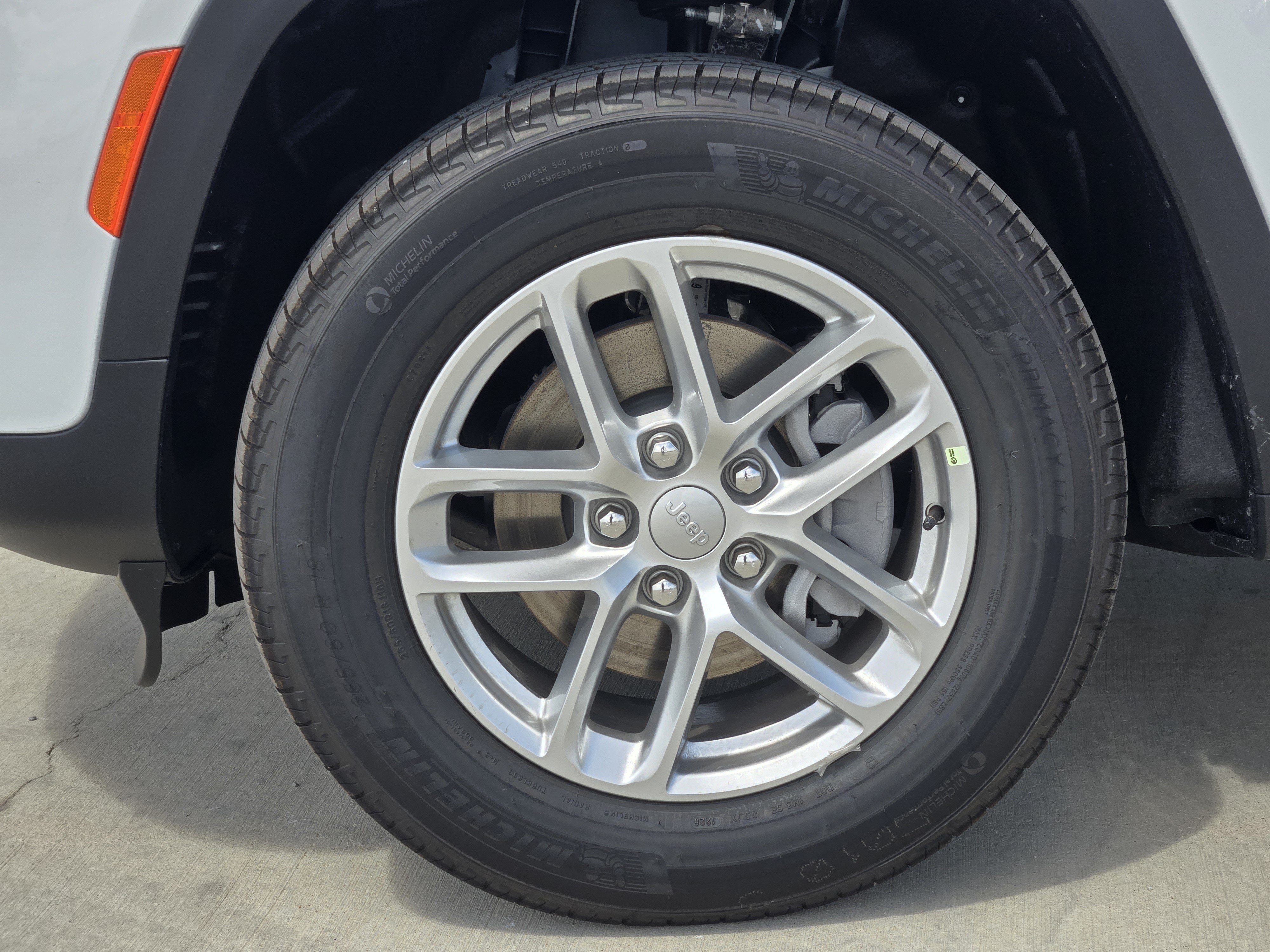 New 2026 Jeep Grand Cherokee Laredo AWD/4WD image 10