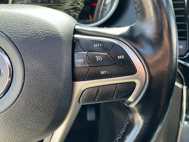 Used 2021 Jeep Grand Cherokee Limited w/ Luxury Group II image 15