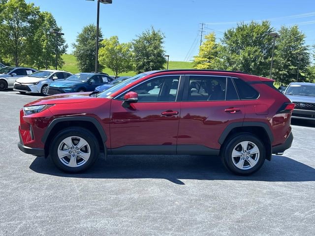 Used 2025 Toyota RAV4 XLE w/ Convenience Package FWD image 7