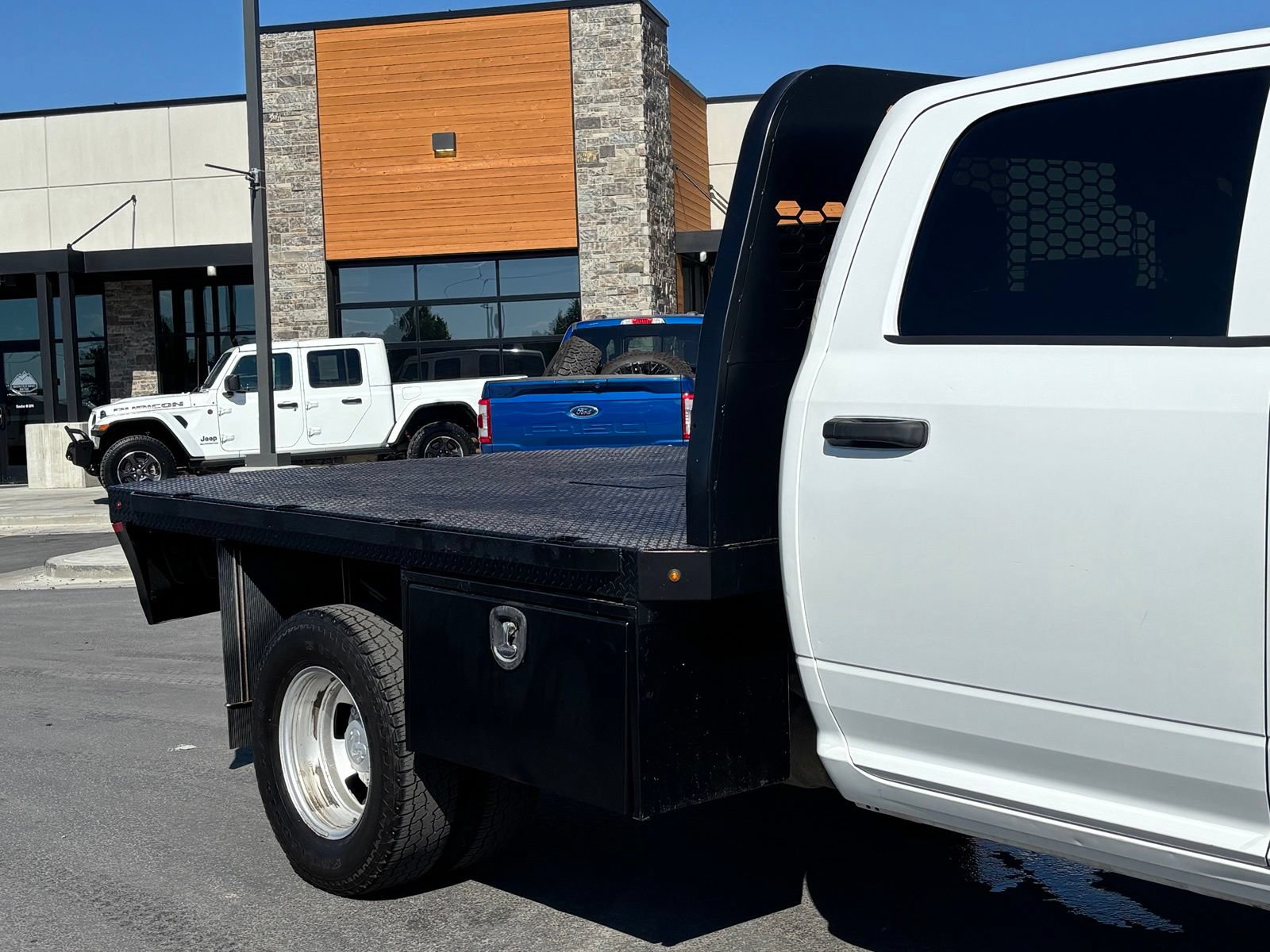 Used 2020 RAM 3500 Tradesman AWD/4WD image 3