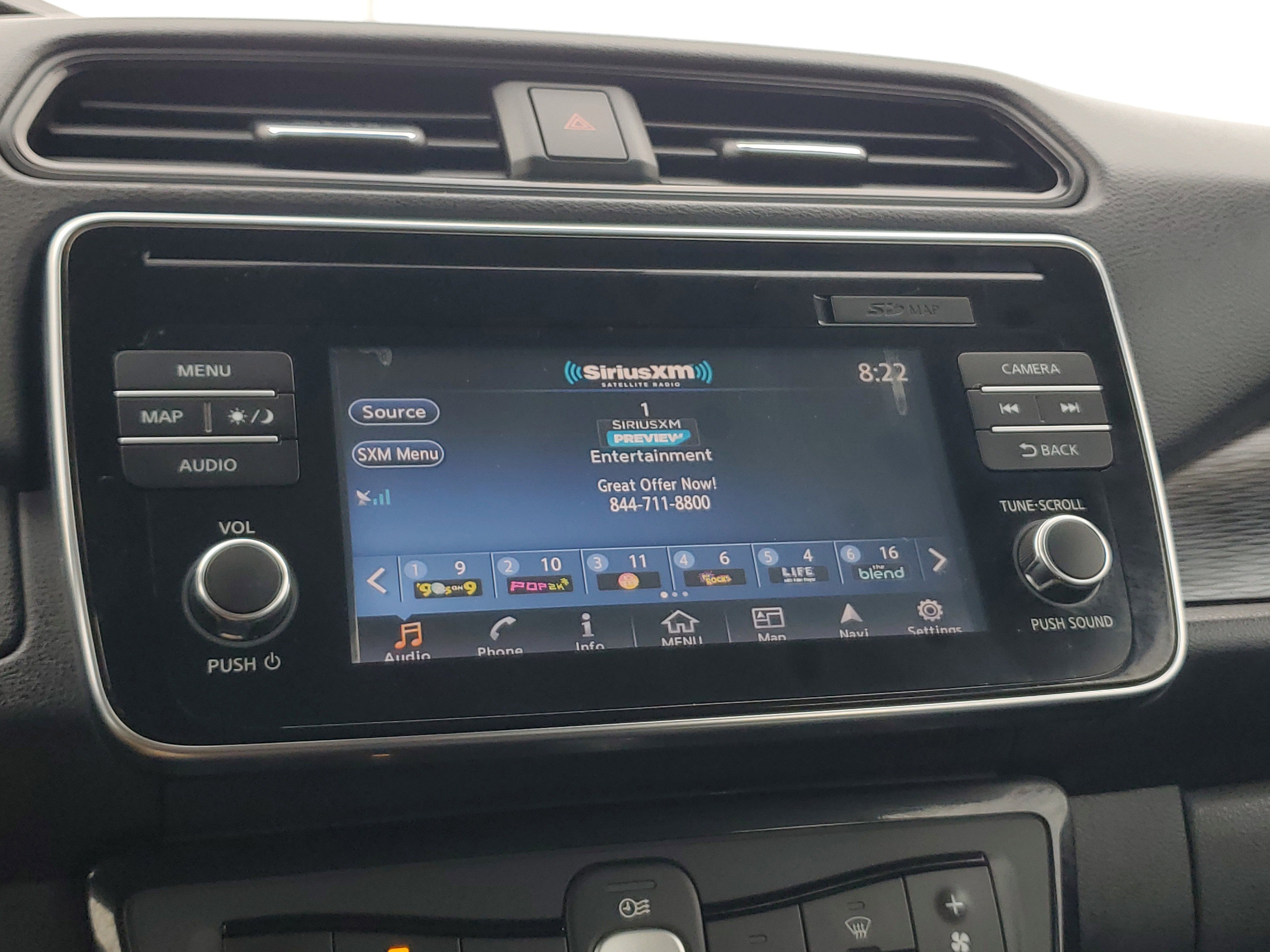 Used 2018 Nissan Leaf SV w/ SV Technology Package image 25