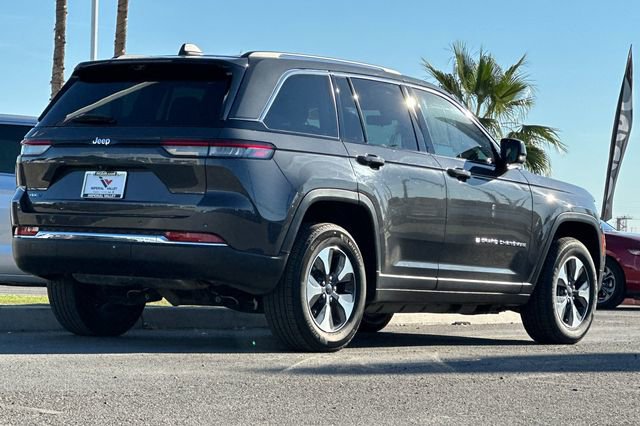 Certified 2022 Jeep Grand Cherokee Limited 4xe w/ Luxury Tech Group II image 3