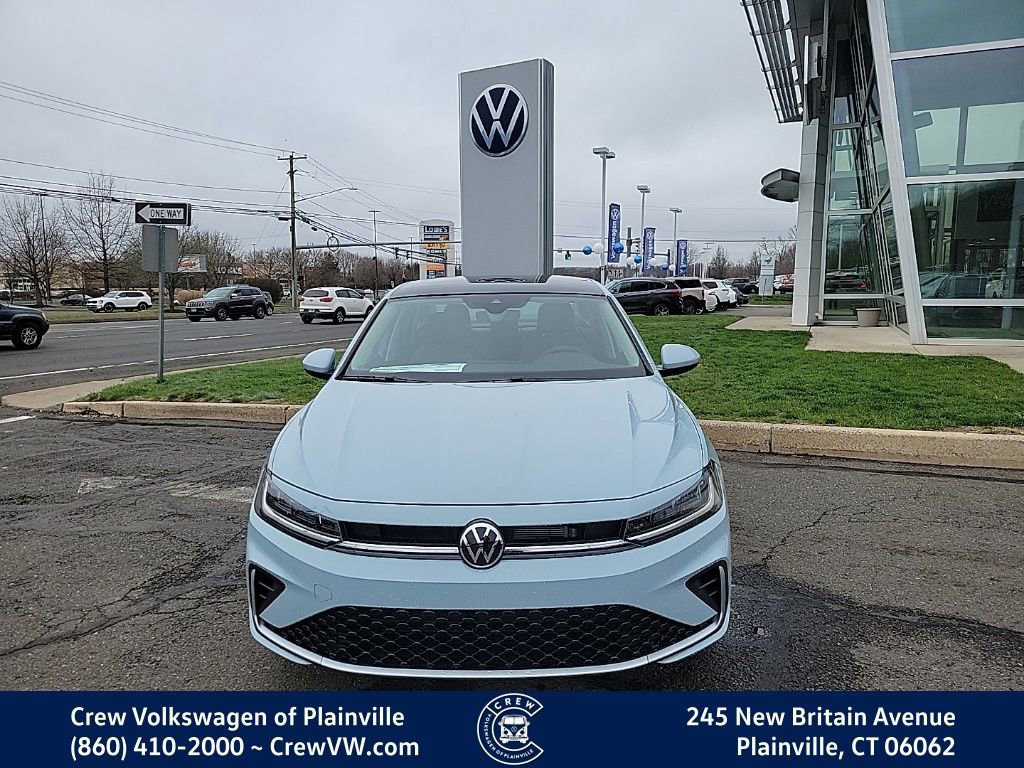 New 2026 Volkswagen Jetta SE image 2