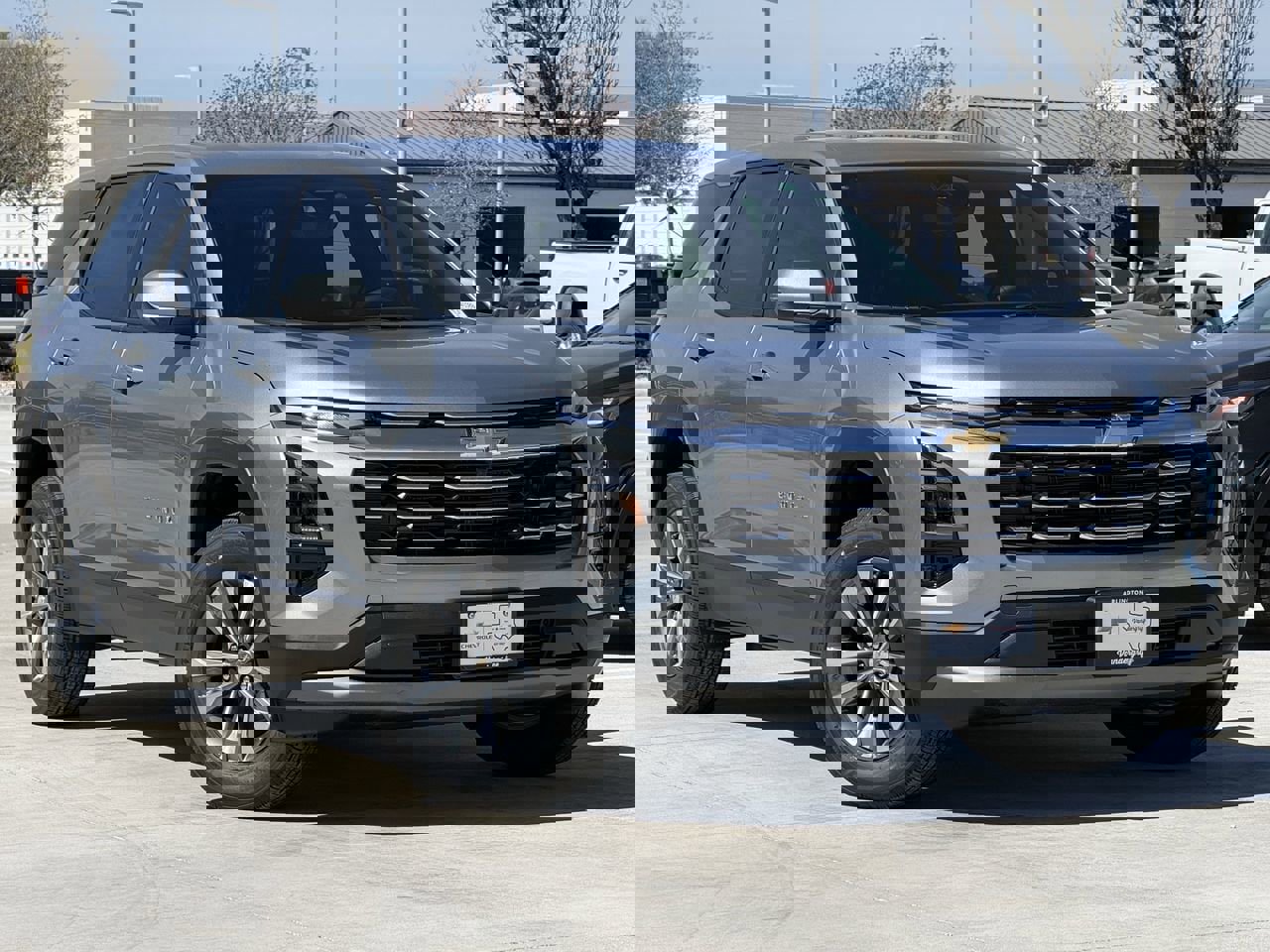 New 2026 Chevrolet Equinox LT w/ Safety and Technology Package image 2