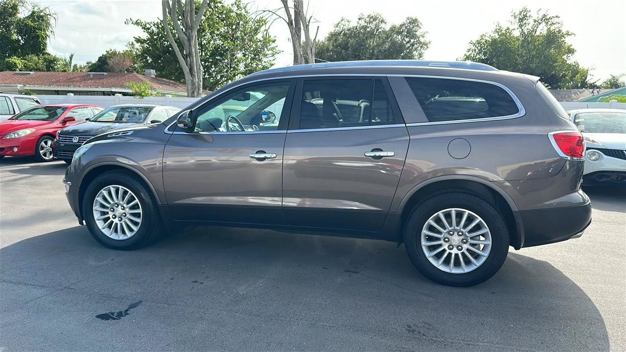 Used 2011 Buick Enclave CXL AWD/4WD image 11