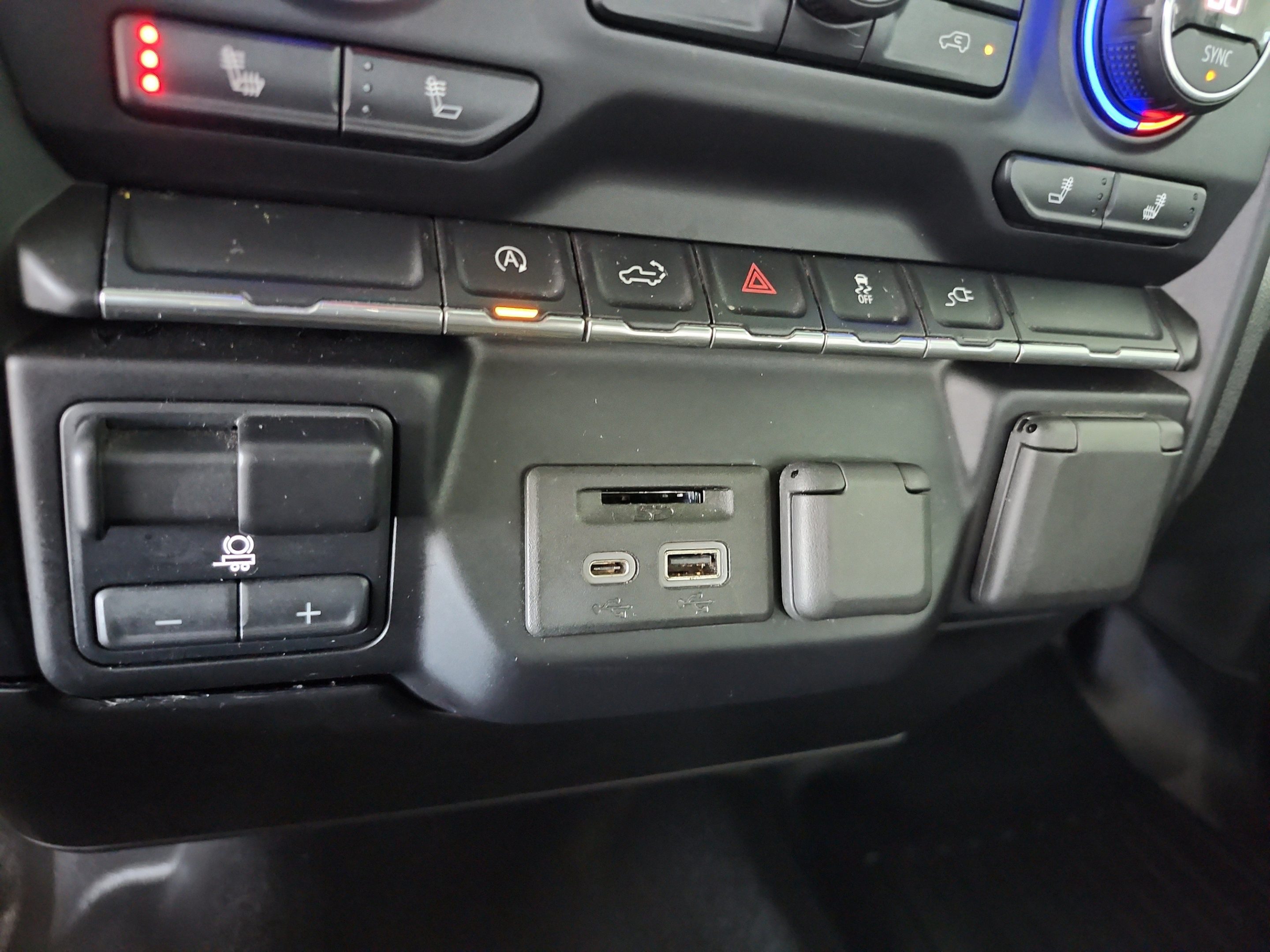 Used 2020 Chevrolet Silverado 1500 LT w/ All-Star Edition RWD image 27