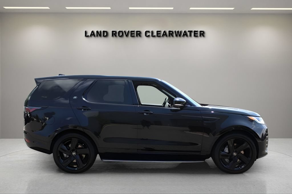 New 2025 Land Rover Discovery Dynamic SE AWD/4WD image 5