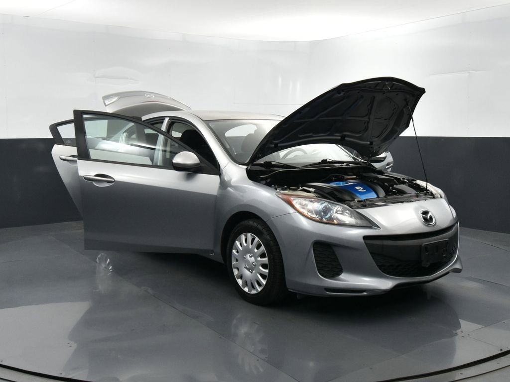 Used 2013 MAZDA MAZDA3 i Sport image 38