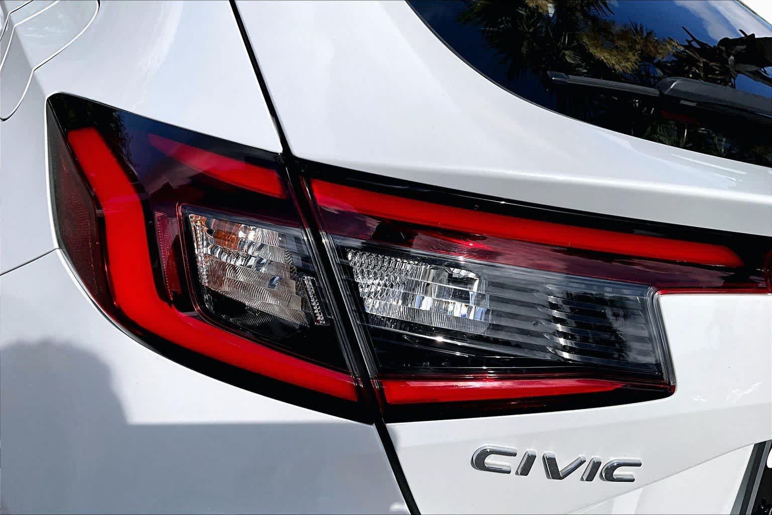 Used 2022 Honda Civic Sport image 28