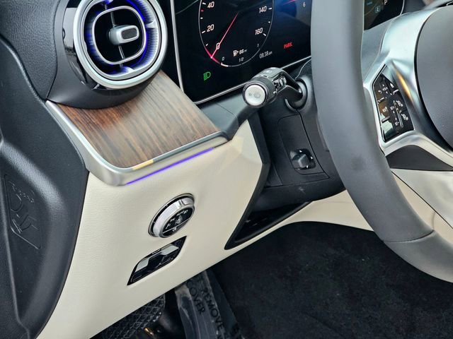 New 2026 Mercedes-Benz GLC 300 4MATIC image 16