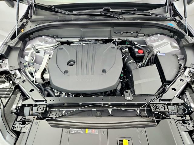 New 2026 Volvo XC60 B5 Plus w/ Protection Package Premier image 29