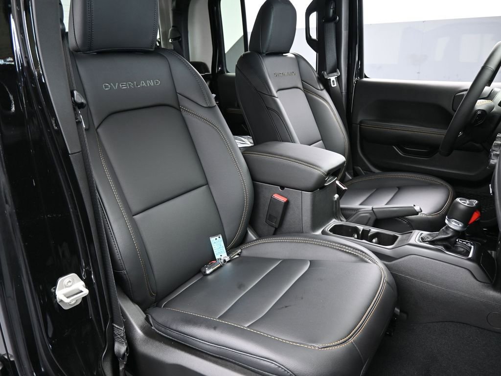 Used 2024 Jeep Gladiator Sport w/ Premium Package image 44