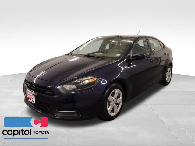 Used 2016 Dodge Dart SXT w/ Sun/Sound Group FWD image 5