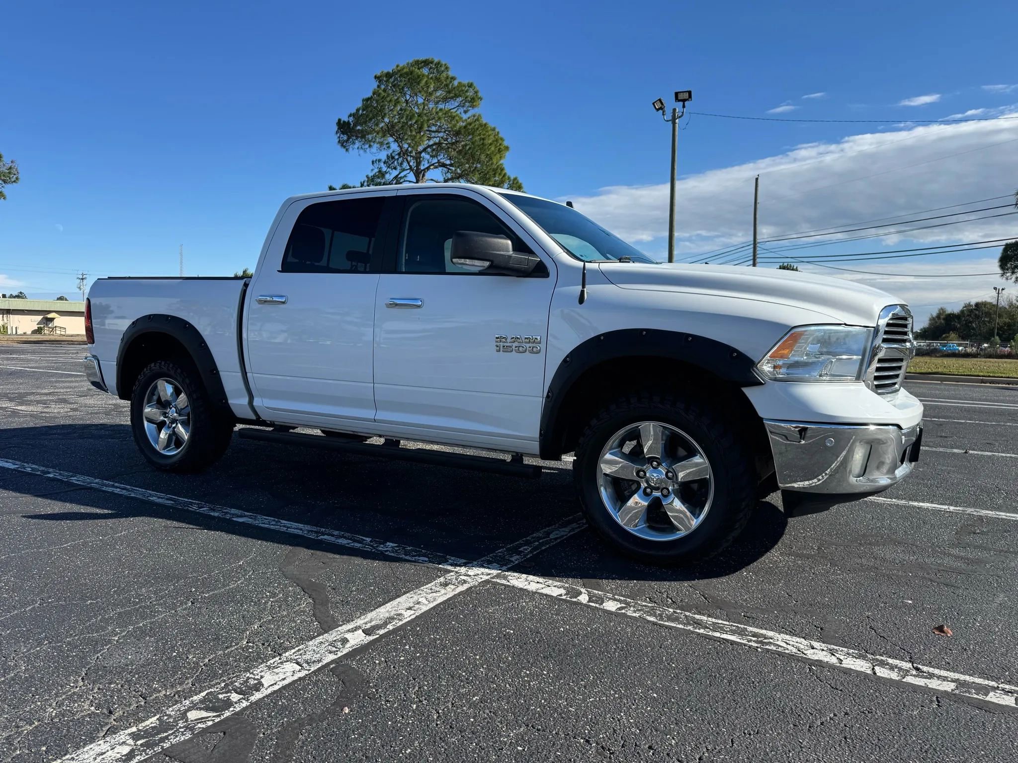 Used 2017 RAM 1500 Big Horn AWD/4WD image 4