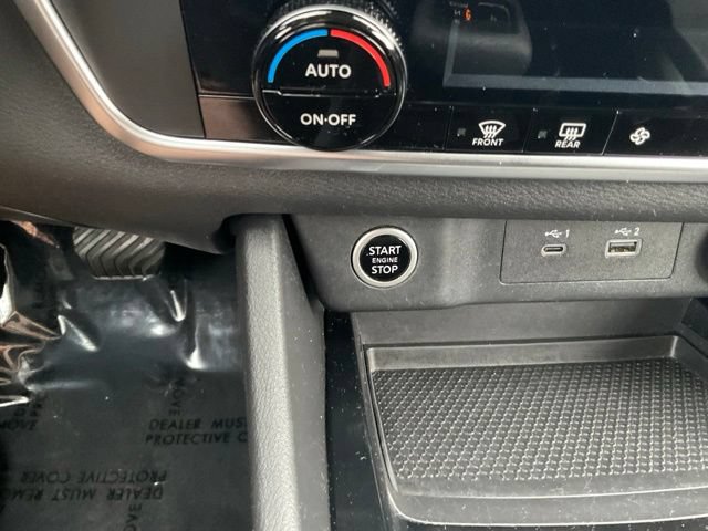 Used 2023 Nissan Rogue SV AWD/4WD image 20
