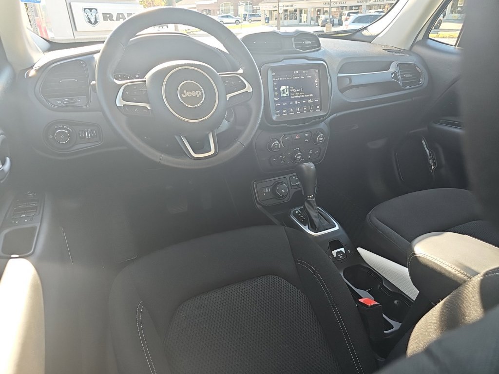 Certified 2023 Jeep Renegade Altitude w/ Convenience Group I AWD/4WD image 19