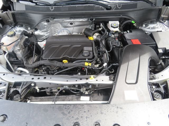 Used 2025 Chevrolet Trax RS w/ Sunroof Package FWD image 12