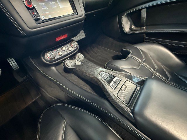 Used 2014 Ferrari California image 26