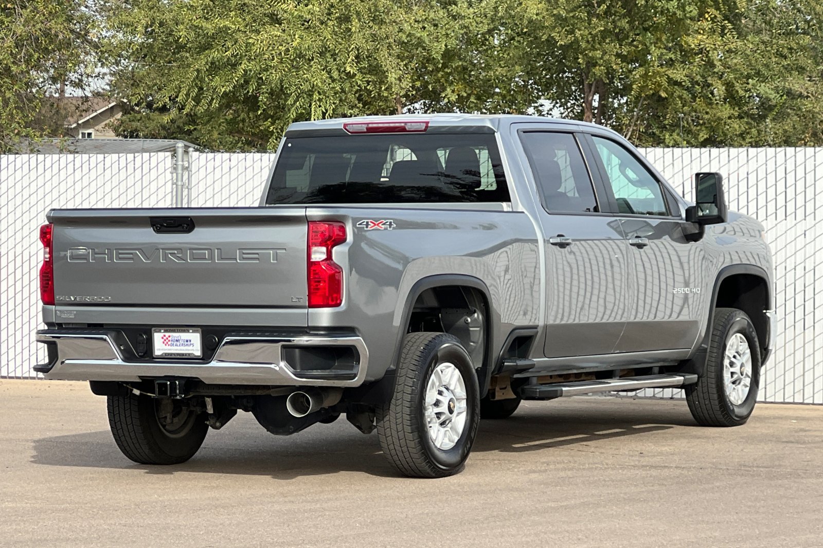 Used 2025 Chevrolet Silverado 2500 LT w/ Convenience Package AWD/4WD image 4