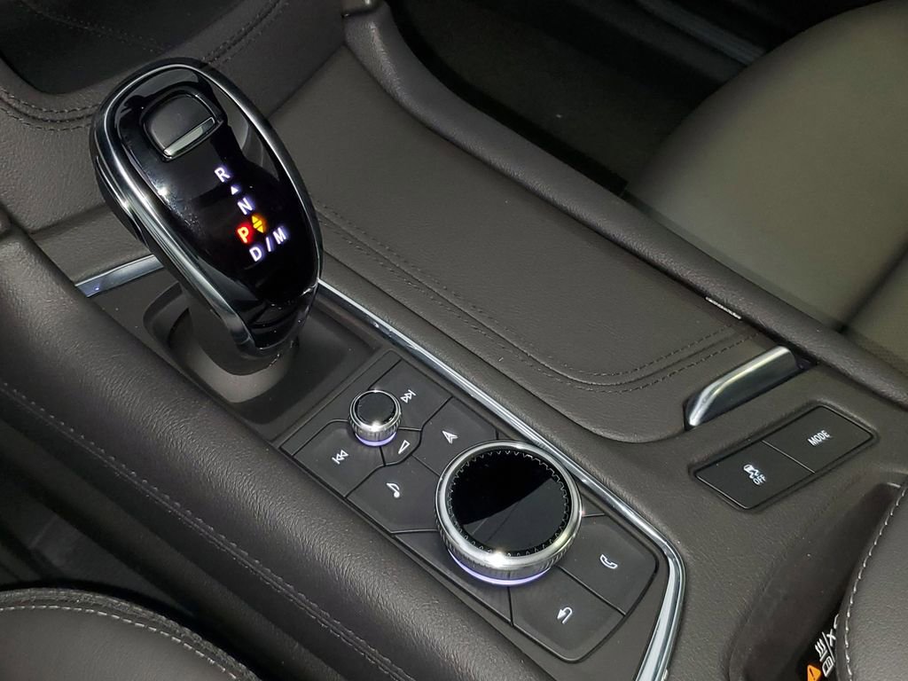 New 2026 Cadillac XT5 Premium Luxury w/ Driver Assist Package FWD image 24