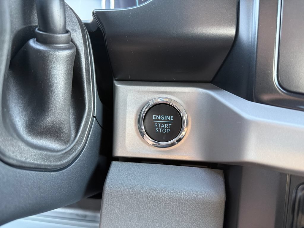 New 2027 Ford F250 XLT w/ XLT Premium Package AWD/4WD image 23