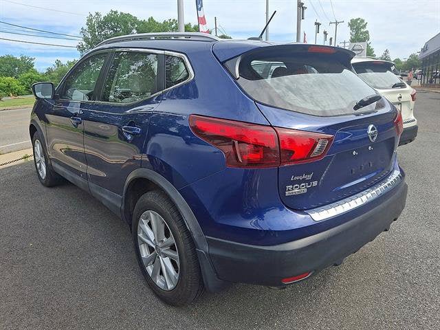 Used 2018 Nissan Rogue Sport SV w/ SV Technology Package AWD/4WD image 5