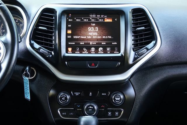 Used 2015 Jeep Cherokee Latitude image 24