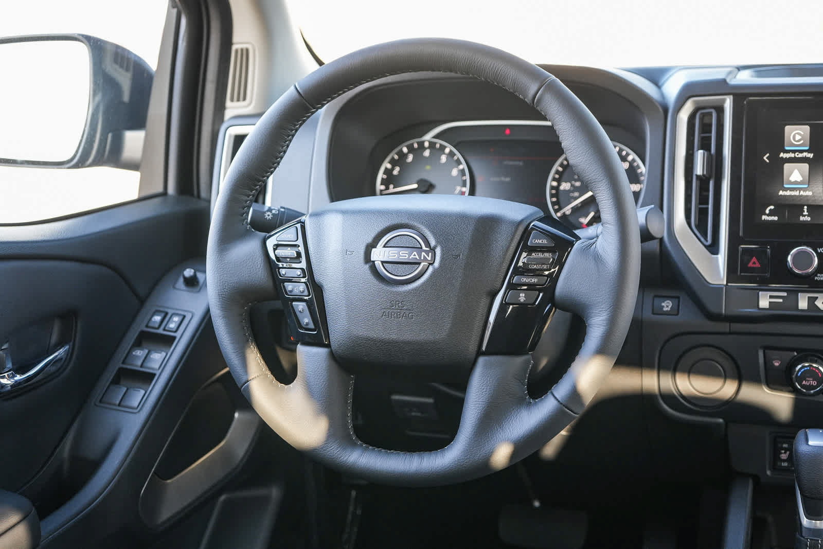New 2027 Nissan Frontier SV RWD image 18