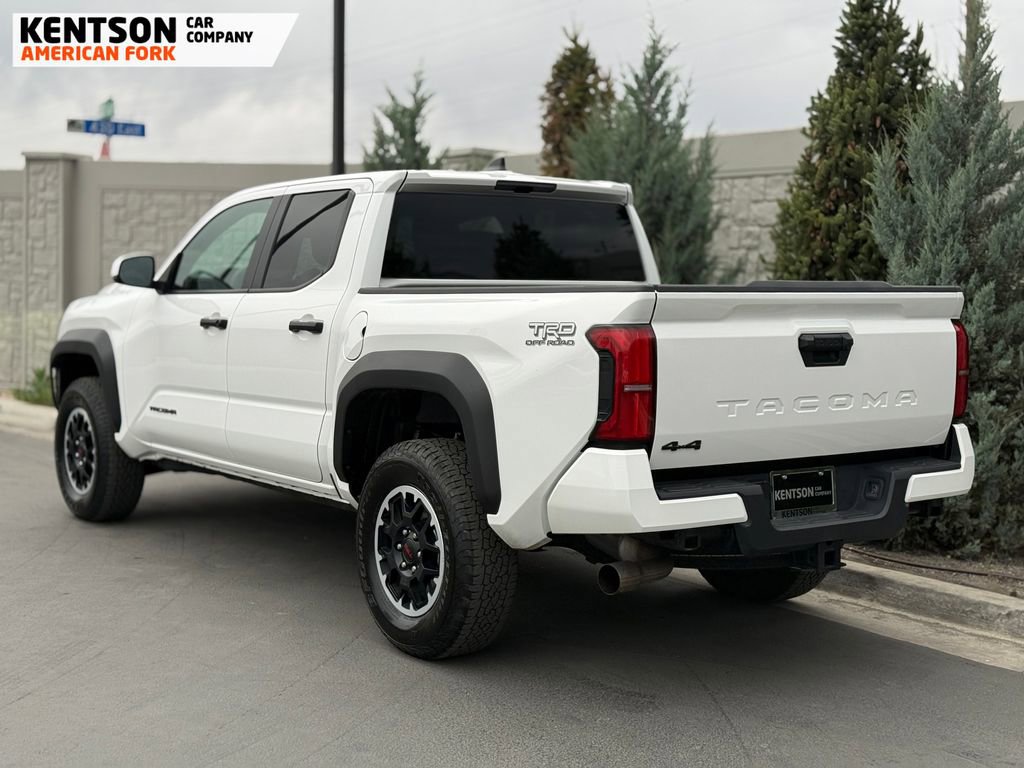 Used 2025 Toyota Tacoma TRD Off-Road image 6