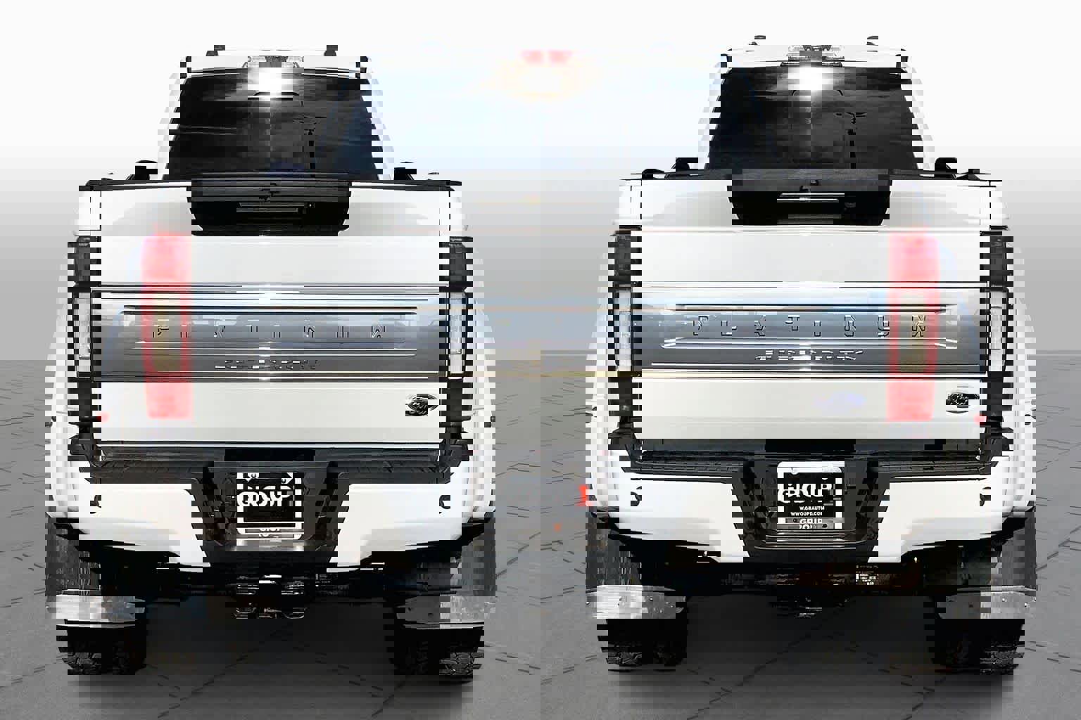 Used 2020 Ford F350 Platinum image 4