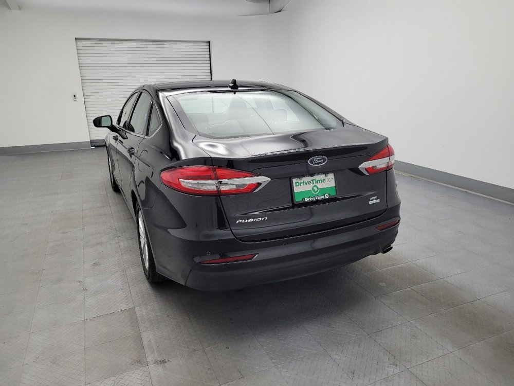 Used 2020 Ford Fusion SE image 6