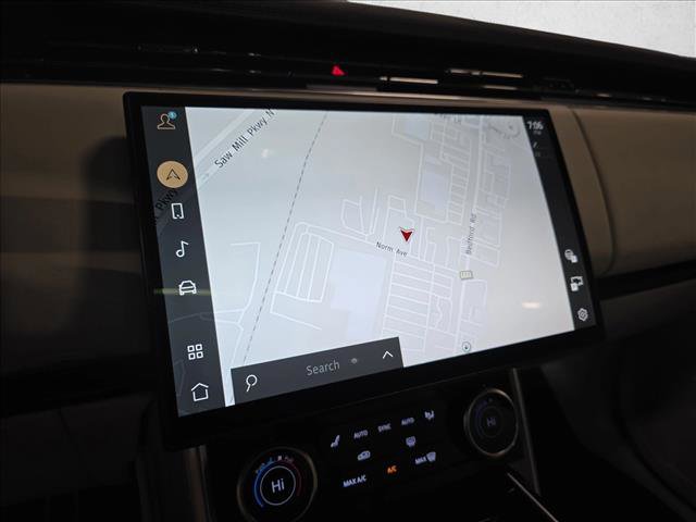 Used 2023 Land Rover Range Rover Long Wheelbase SE AWD/4WD image 24