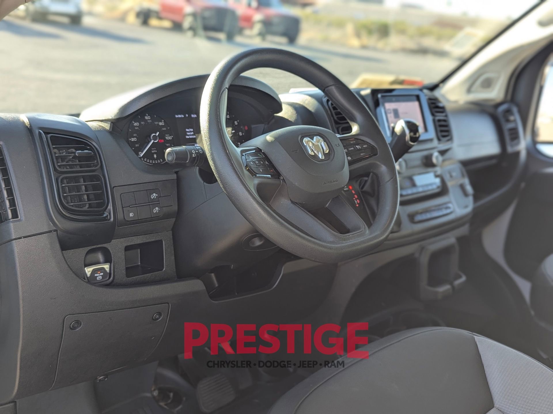 Used 2025 RAM ProMaster 2500 w/ Convenience Group image 15