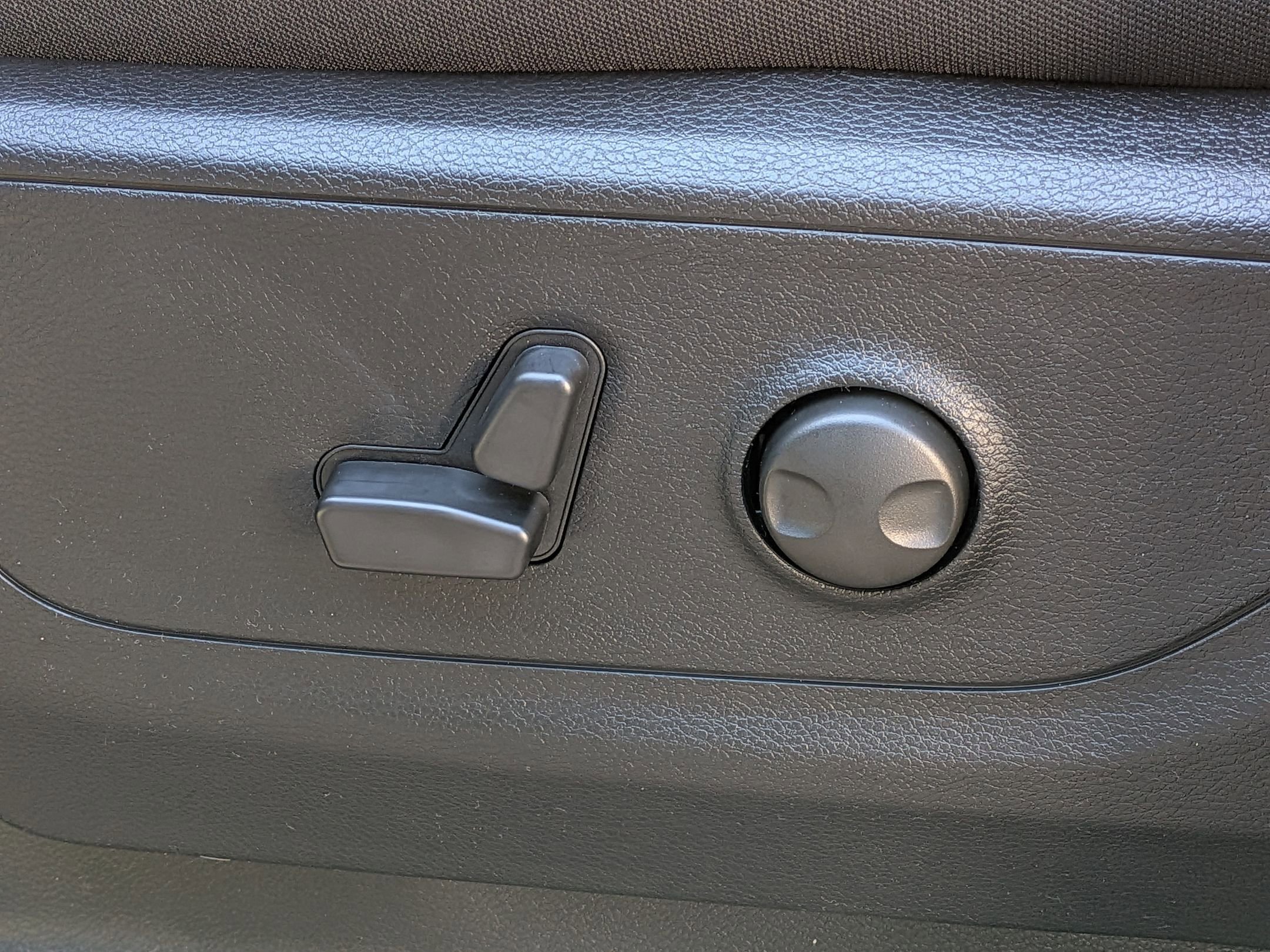 New 2026 RAM 1500 4x4 Crew Cab image 26