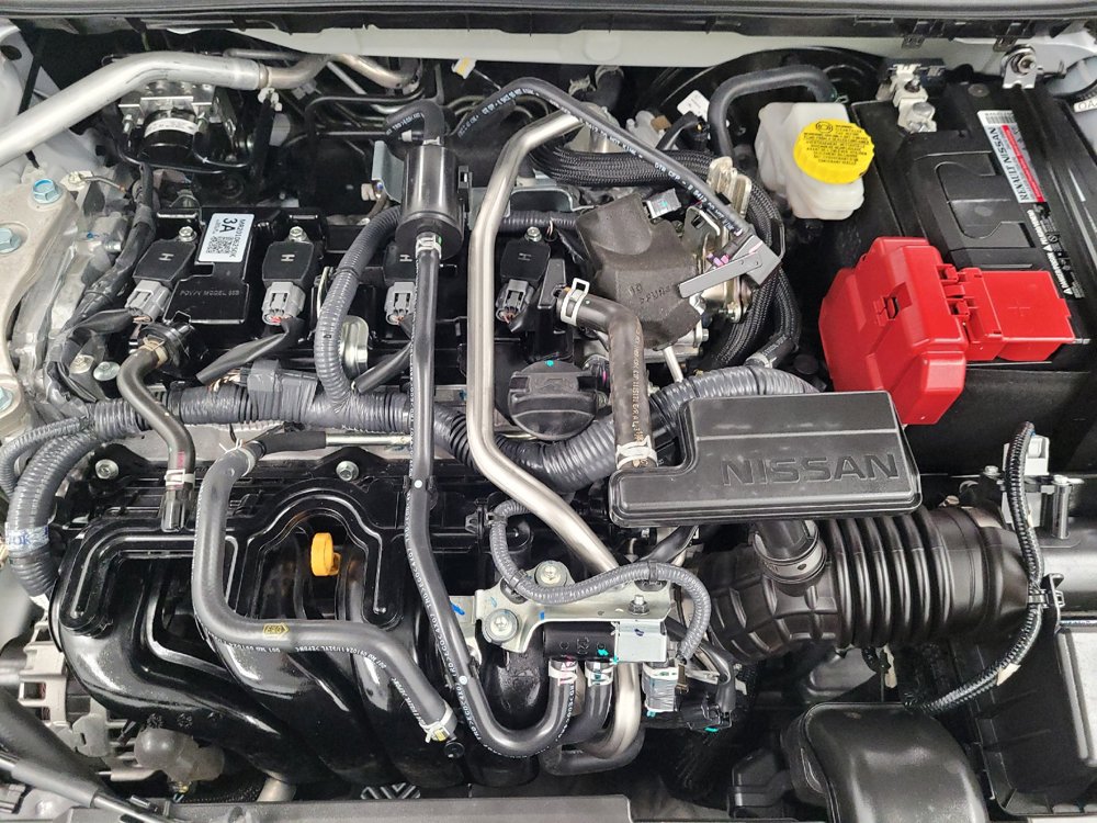 Used 2025 Nissan Sentra SV FWD image 30