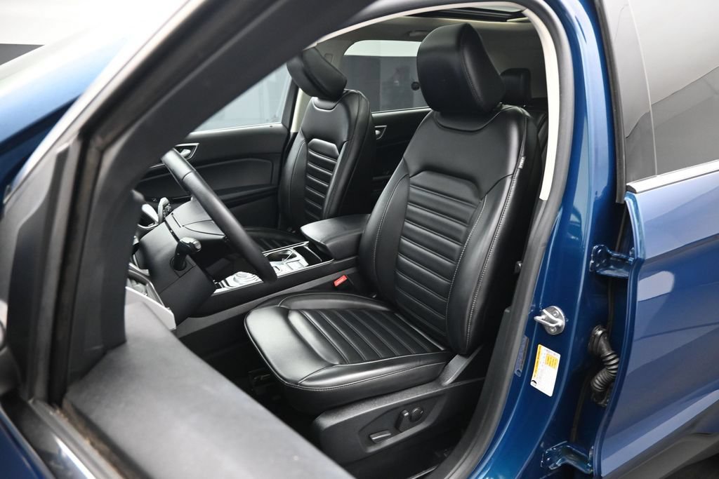 Certified 2020 Ford Edge SEL w/ Convenience Package FWD image 9