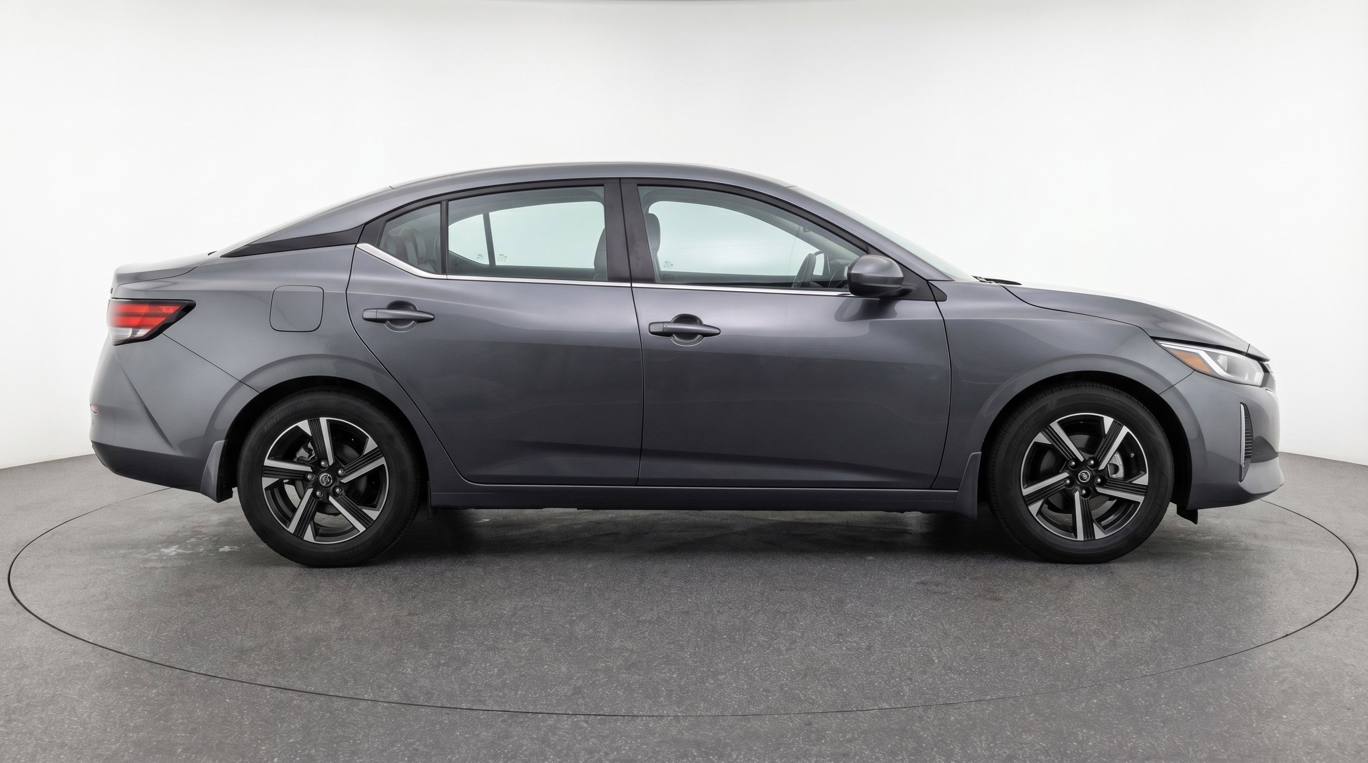 Used 2025 Nissan Sentra SV image 11