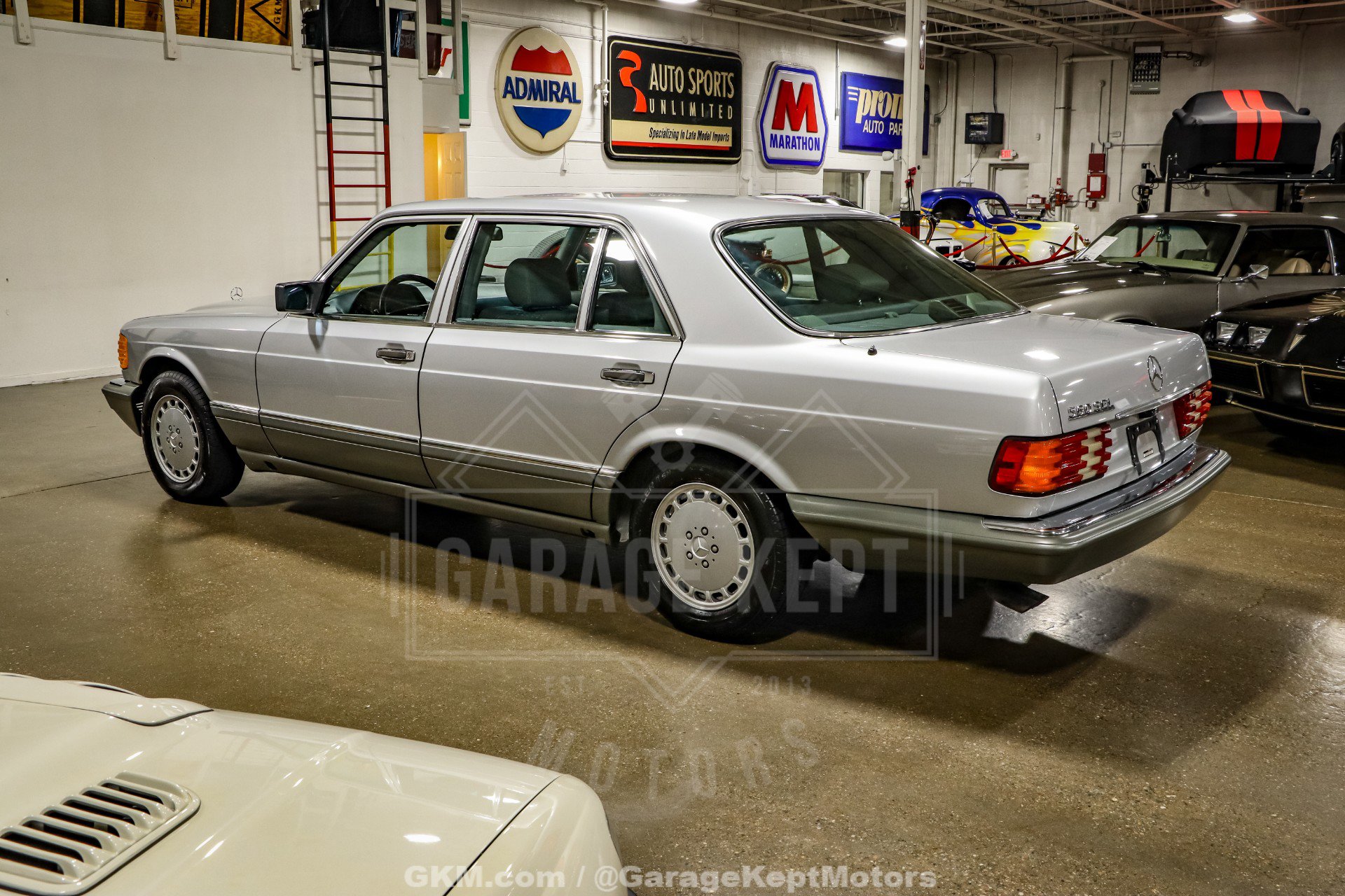 Used 1991 Mercedes-Benz 560 SEL image 6